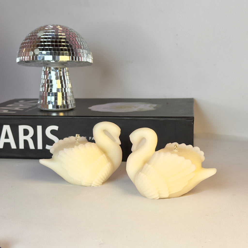 Swan Candle🦢